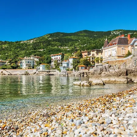 Marmonte By Interhome Lovran